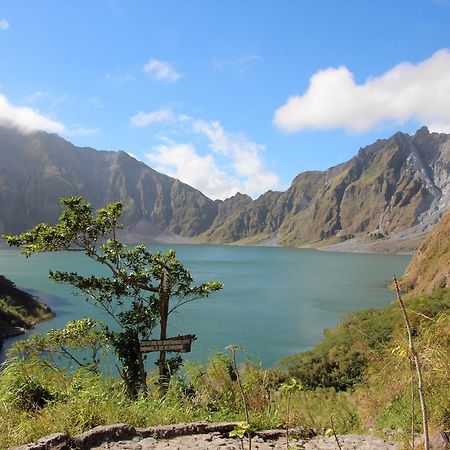 Bognot Lodge : Alvin Bognot Mt Pinatubo Guesthouse And Tours Santa Juliana Esterno foto