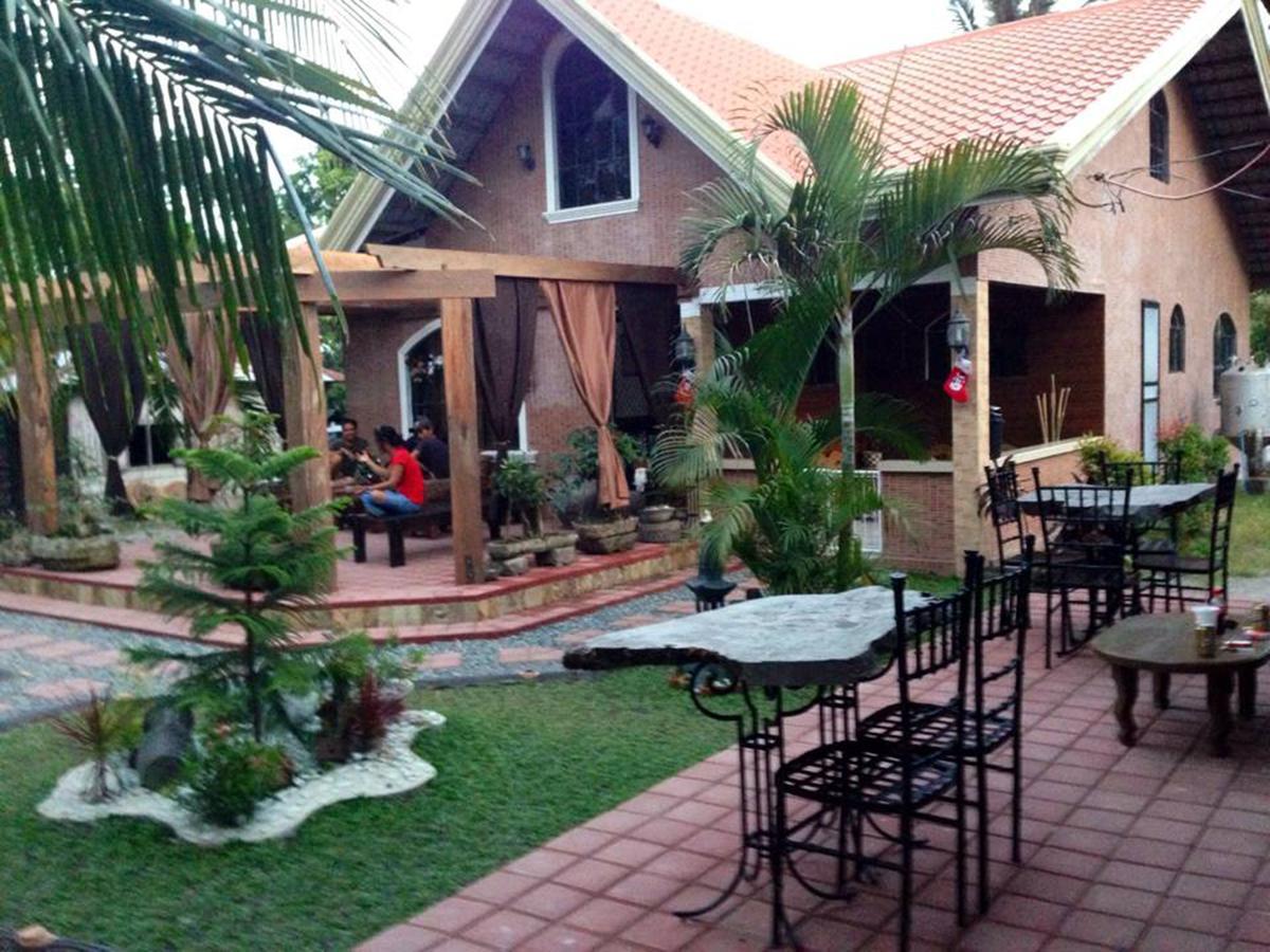 Bognot Lodge : Alvin Bognot Mt Pinatubo Guesthouse And Tours Santa Juliana Camera foto
